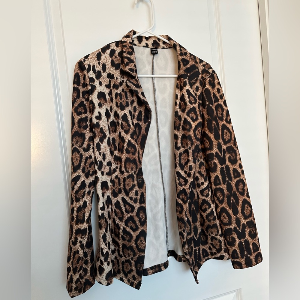 SHEIN cheetah blazer size M/6